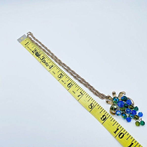 VTG Blue Green Grape Cluster Necklace Earring Set AB Glass Fruit Articulated MCM - Picture 9 of 12